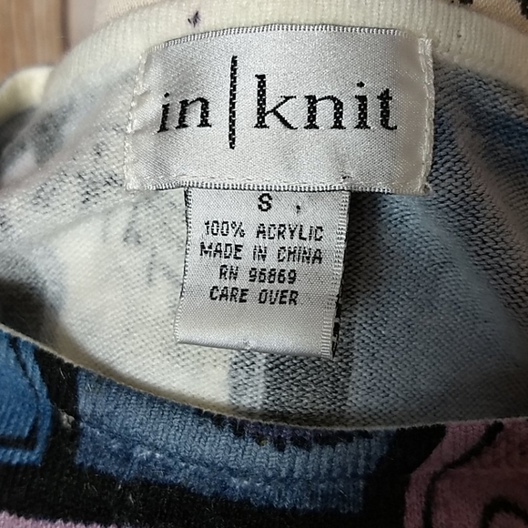 In knit fashion sweater - Picture 4 of 4